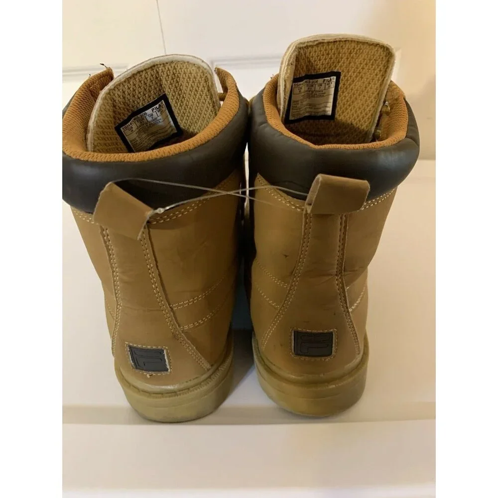 Fila Men's Sz 8 Edgewater Nubuck Boot‎ 1SH40063-206 Wheat/Gum not steel toe